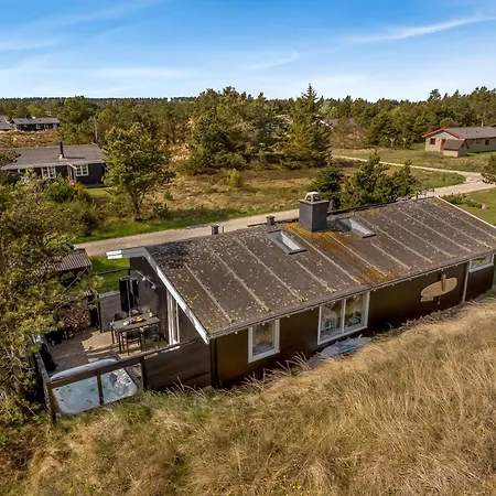 Holiday home Well-maintained With Outdoor Shower And 5-person Outdoor Hot Tub, Close To The North Sea In Klitmoller